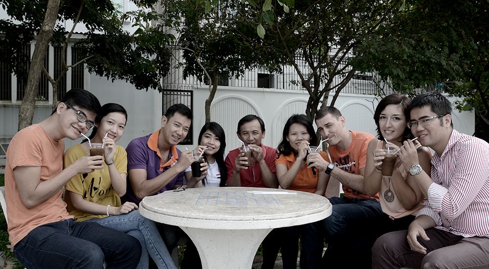 L'équipe de Nam Viet Voyage aime le café !
