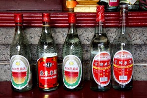 Bouteilles d'alcool de riz Vietnam